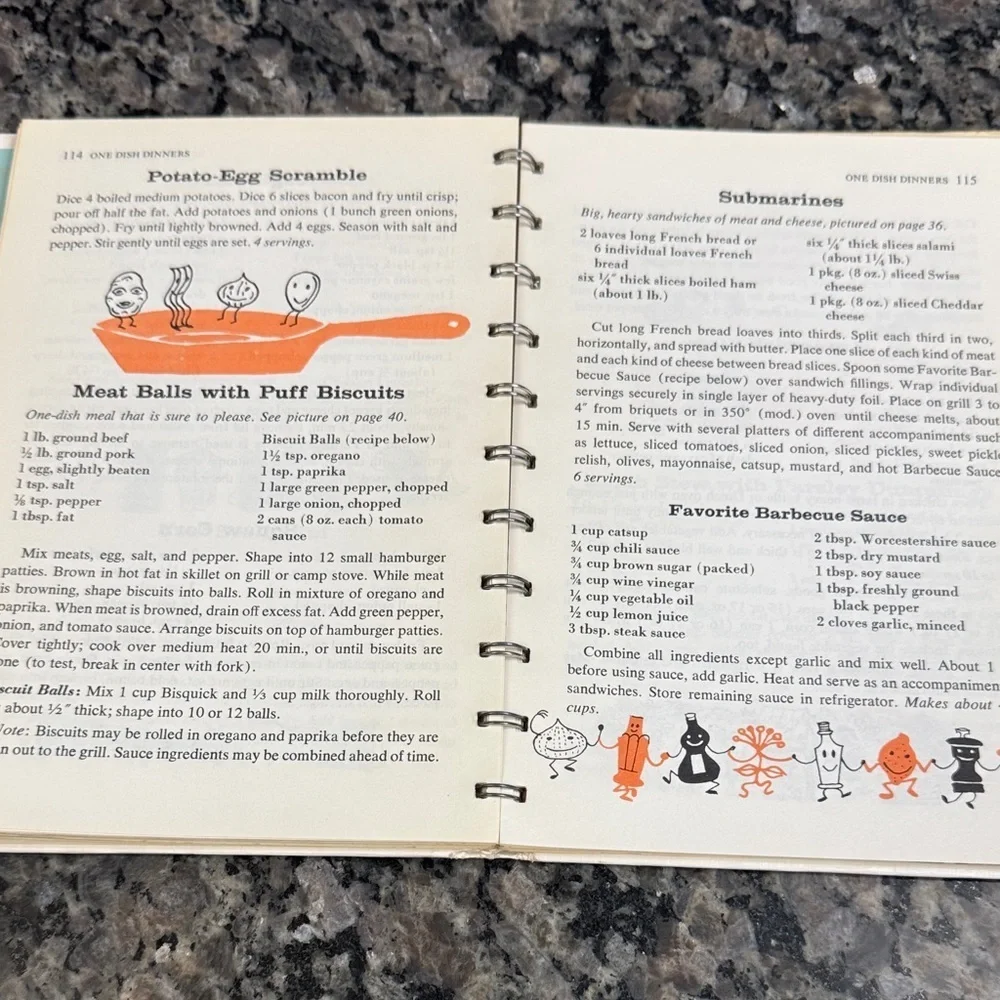 Betty Crocker Outdoor Cookbook Vintage 1961 EUC